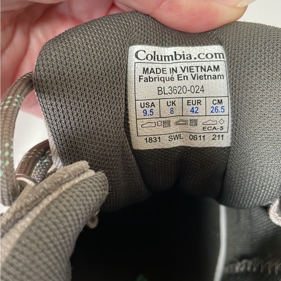 Columbia Hiker Ankle Boots Tan Black All Weather Work Outside Outdoors Winter - Picture 10 of 16